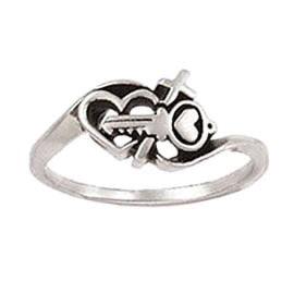 Key and Heart Cross Ring